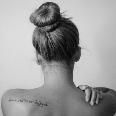 Nesselsucht (Urtikaria) - Symptome, Ursachen und Therapie der Hautkrankheit