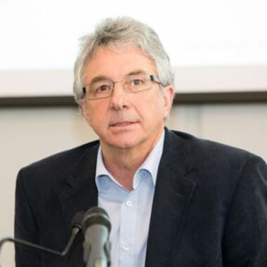 Ohrenentzündung: Behandlungsfehler und Warnung vor Selbstmedikation