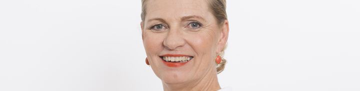 Dr. Ulrike Mursch-Edlmayr zur neuen Apothekerkammerpräsidentin ab 1.7.2017 gewählt