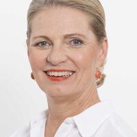 Dr. Ulrike Mursch-Edlmayr zur neuen Apothekerkammerpräsidentin ab 1.7.2017 gewählt