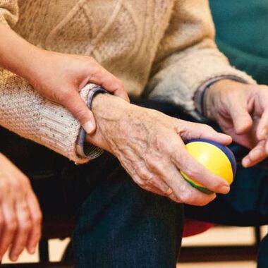 Studie: Demenzfälle lassen sich durch Prävention erheblich reduzieren