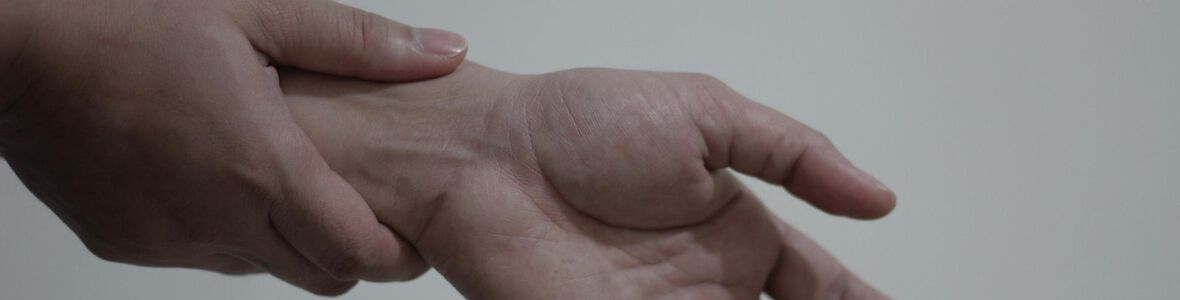 Nervenschmerzen nach Gürtelrose: Neuer Therapieansatz wirkt gegen Schmerzmechanismus