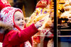  Gefahren am Weihnachtsmarkt: Unsere Tipps
