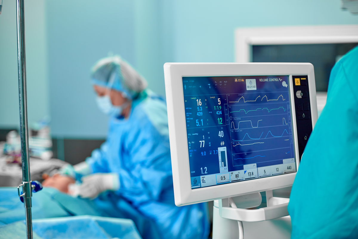 Elektrischer Impuls am Ohr vermindert Risiko für postoperatives Vorhofflimmern