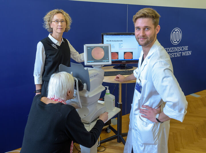 Netzhautuntersuchung bei Diabetes: Der Roboter stellt die Diagnose