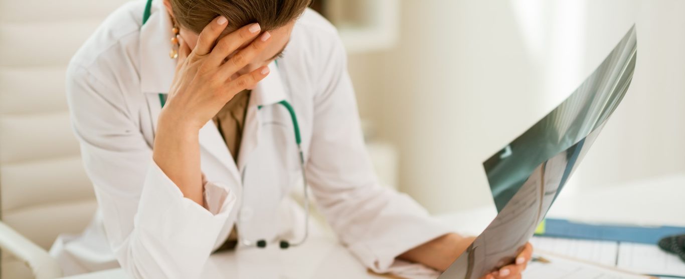 Obduktionen: COVID-19 verursacht Thrombosen im Lungenkreislauf und schädigt neben der Lunge auch andere Organe
