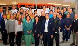 Uniklinikum St. Pölten: Orange the World: Wir geben Hilfe, Schutz und Unterstützung