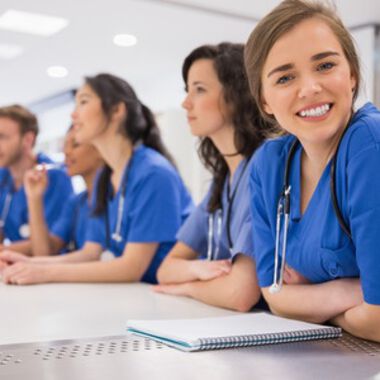 Medizin studieren? Anmeldung startet ab 1.März!