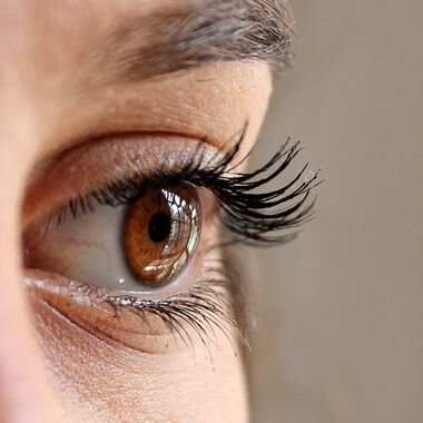 Juckende Augen? Nicht nur Allergie, auch eine Infektion wäre möglich!