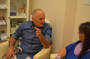 Dr. Klaus Bielau im Interview mit Credomedia zum Thema „Homöopathie“