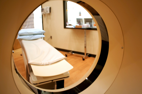 CT und MRT: Krankenhäusern stellen ab sofort zusätzliche Kapazitäten für dringende Fälle bereit