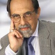 Interview mit Dr. Peter Ferenci: Behandlungsmöglichkeiten von Hepatitis C und Therapiealternativen