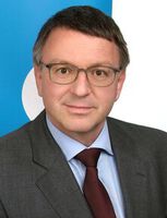 ÖÄK-Forstner betonnt die Rolle der Schulärzte als Berater und Vermittler