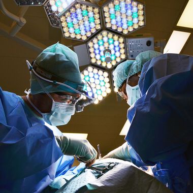 Grazer Chirurgen entfernen mit einer neuen Methode "inoperablen" Tumor