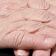 Пациент с паркинсон осъди НЗОК