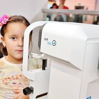Очното здраве не е мода, а грижа и отговорност - казаха на грандиозно ревю известни личности