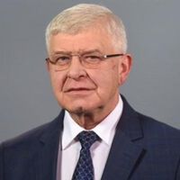 Кирил Ананиев: През 2018 г. българите ще се лекуват с най-съвременните лекарства в Европа