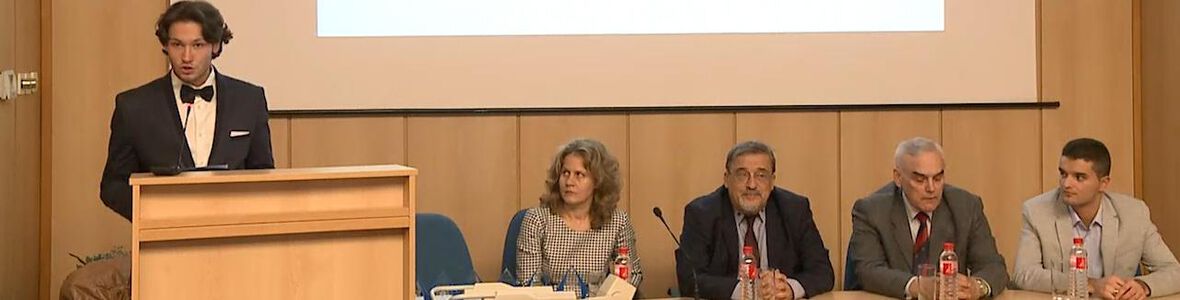 Студентите от МУ-София наградиха свои колеги и преподаватели
