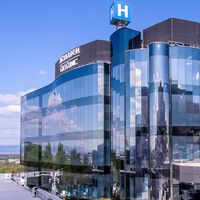 Български екип направи първото в света цялостно ендопротезиране на аорта