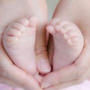 Половината бебета у нас са недоносени, твърдят отчети към НЗОК