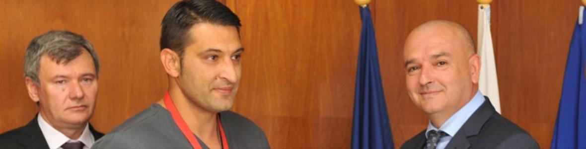 Служители на ВМА с награди за високи резултати при изпълнение на служебните задължения
