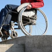 Кой има интерес от противопоставянето на хората с увреждания в България