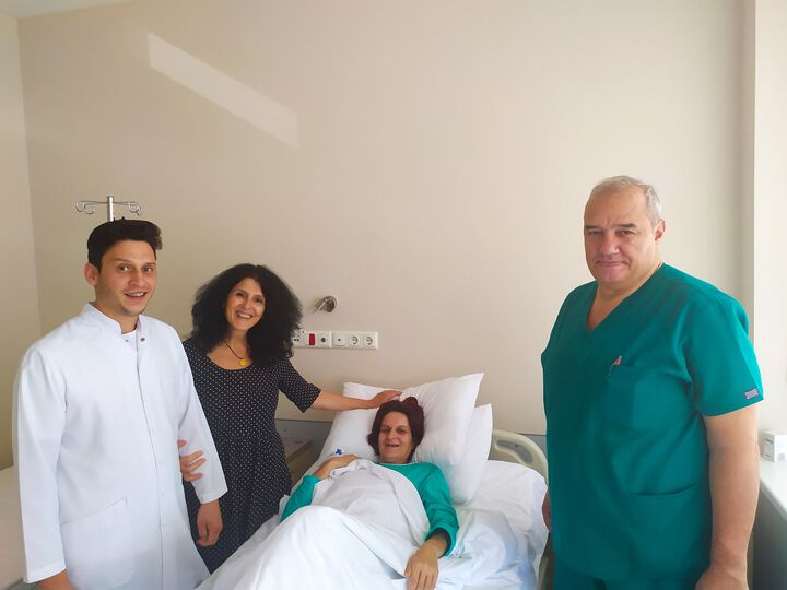 Животоспасяваща операция даде втори шанс на пациентка, беше отстранена огромна миома