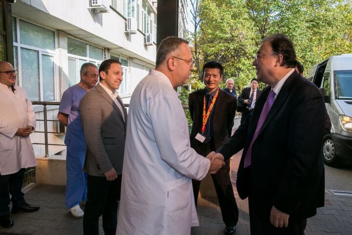 Лекари от „Майчин дом“ ще обменят опит с колеги от Китай