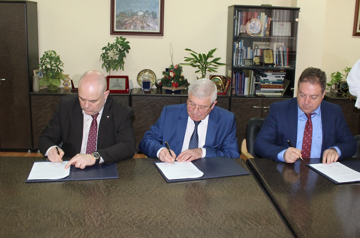 Прокуратурата, МЗ и БЛС ще работят заедно срещу насилието над медици