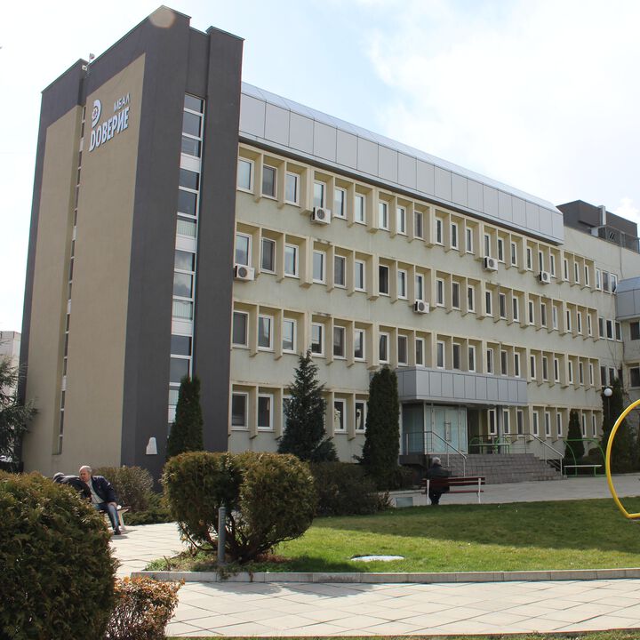 В болница „Доверие“ спасиха пациент чрез сложна урологична операция с робот