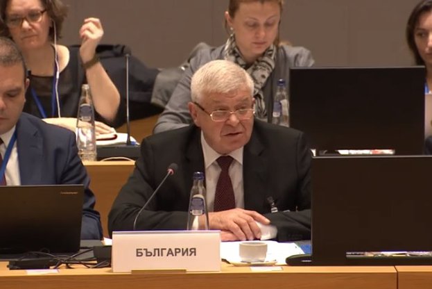 Кирил Ананиев: България е въвела ефективни мерки срещу новия коронавирус