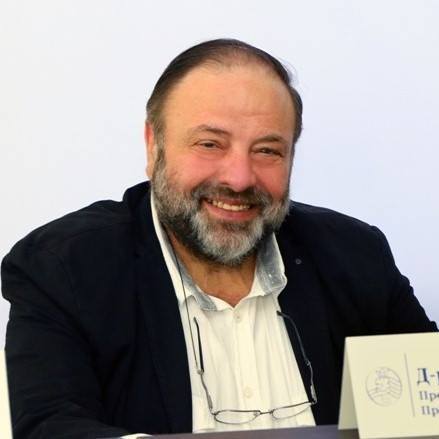 д-р Николай Шарков
