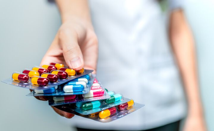 Защо при антибиотично лечение приемът на пробиотици е задължителен?
