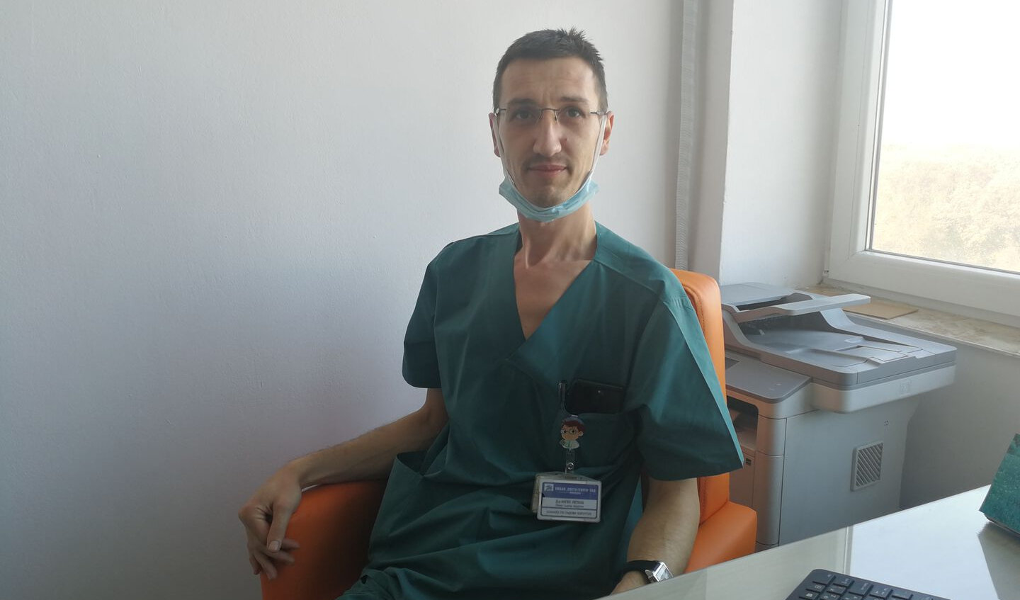 В УМБАЛ „Свети Георги“ спасиха от ампутация срязана с ъглошлайф ръка