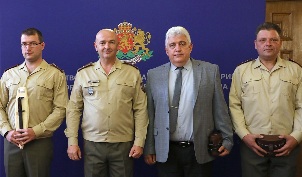 Медици от ВМА с високи отличия по повод 24 май