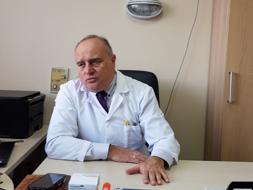 Проф. Красимир Антонов, началник на Центъра за лечение на вирусни хепатити в УМБАЛ “Св. Иван Рилски”