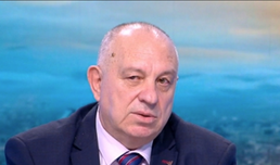 Д-р Златанов: Лекарите – задължително със зелен сертификат