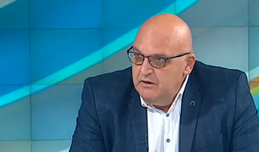 Д-р Брънзалов: Решението личните лекари да изписват лекарства срещу COVID-19 е пиар акция