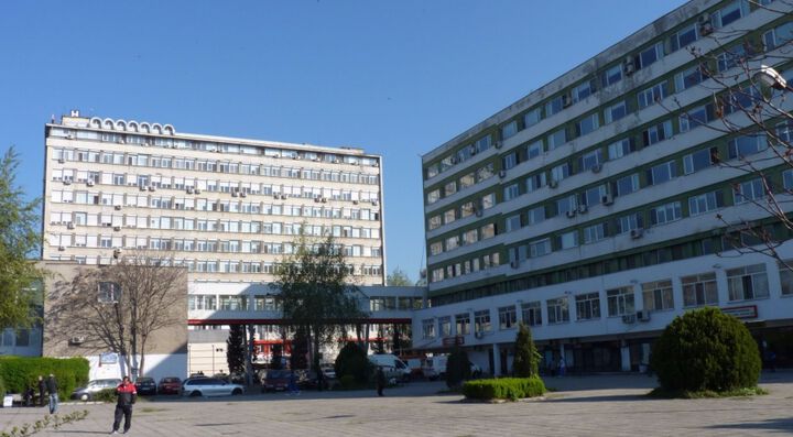 С човечност и перфекционизъм обгрижват болните в АГ отделението на УМБАЛ-Бургас