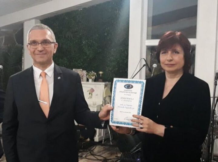 Ректорът на МУ-Пловдив с наградата „Лекар на годината 2021“ от РК на БЛС