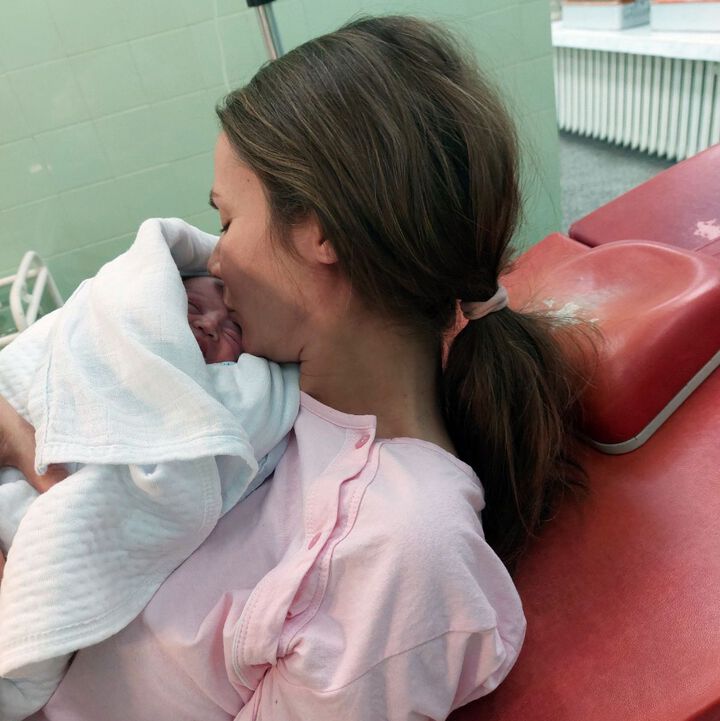 Онлайн лекция „Първи грижи за новороденото“  на 26 май