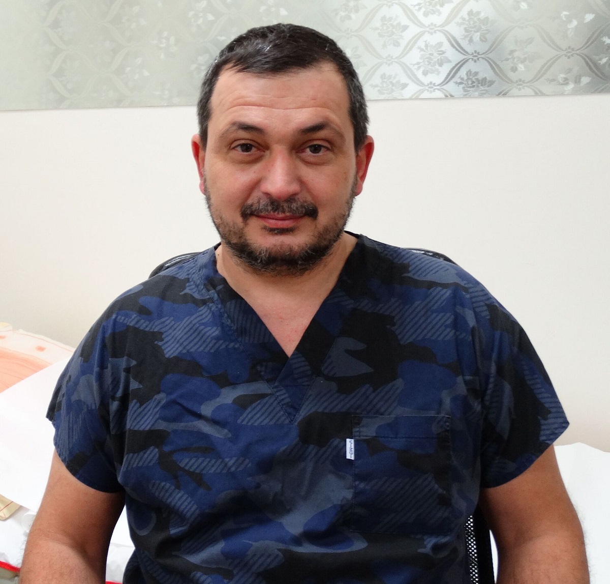 д-р Антон Михнев