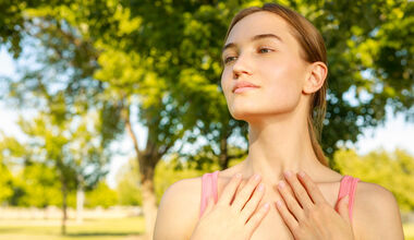 Кои са причините за болки в гърлото през лятото и как да се справим?