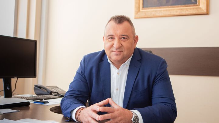 Директорът на „Пирогов“ д-р Валентин Димитров е освободен от поста