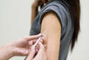Кои са причините за ниския обхват с HPV ваксини – анкета с лекари