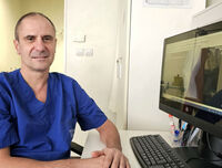 Д-р Евгени Влаев бе избран за стипендиант по гръбначна хирургия в САЩ сред хирурзи от целия свят