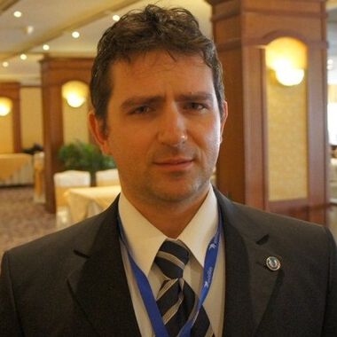 Доц. Петър Петров: Раждането вкъщи е безумие и безотговорност