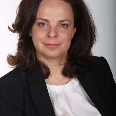 Министър Андреева: Държавата да плаща пълните здравни вноски за децата
