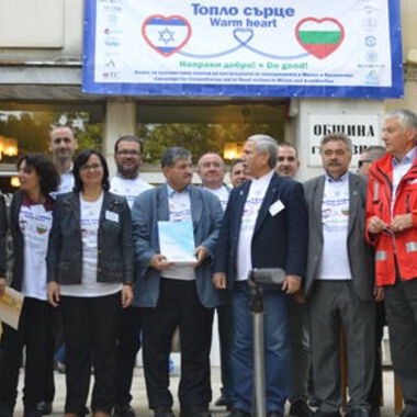 Лекари от "Медлайн" преглеждаха безплатно пострадали от наводненията в Мизия