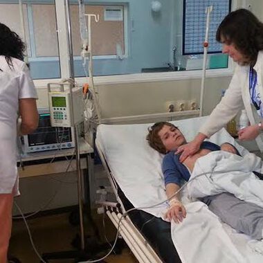 Пловдивското рок общество дари апарат на УМБАЛ „Св. Георги“